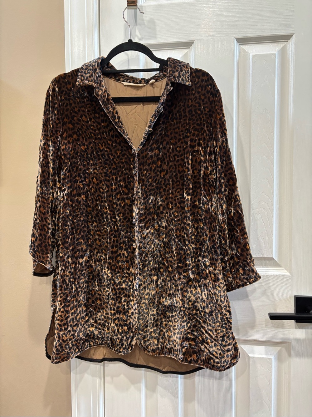 Soft Surroundings Leopard Print Velvet Button-Down Tunic Shirt / Size S